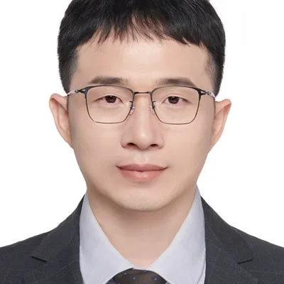 Photo of Guochun Yang